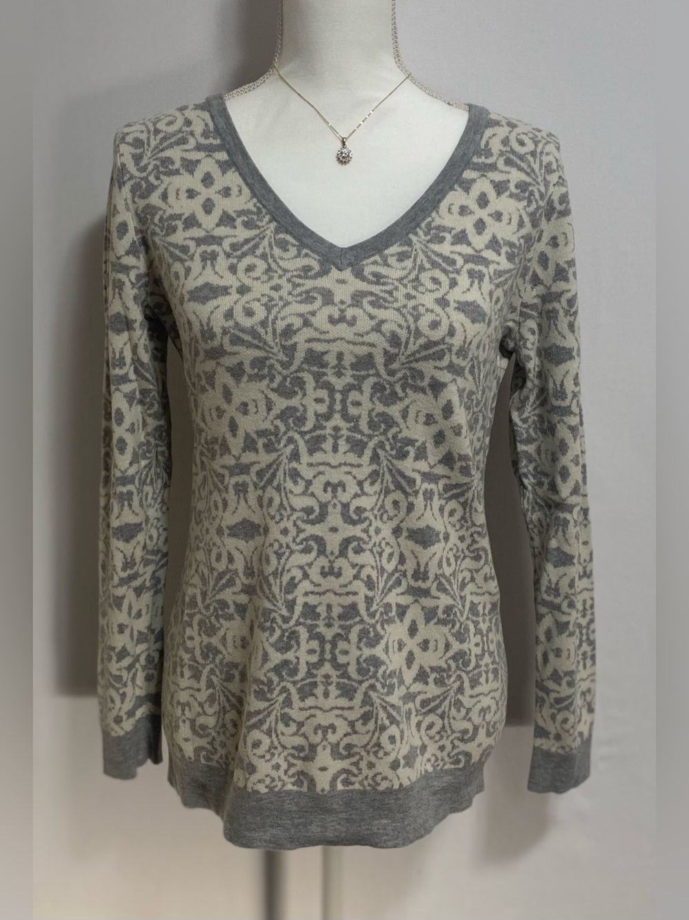 Banana Republic Gray Sweater with Red Trim